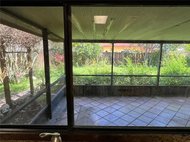 10905 NW 26th Pl, Sunrise FL 33322