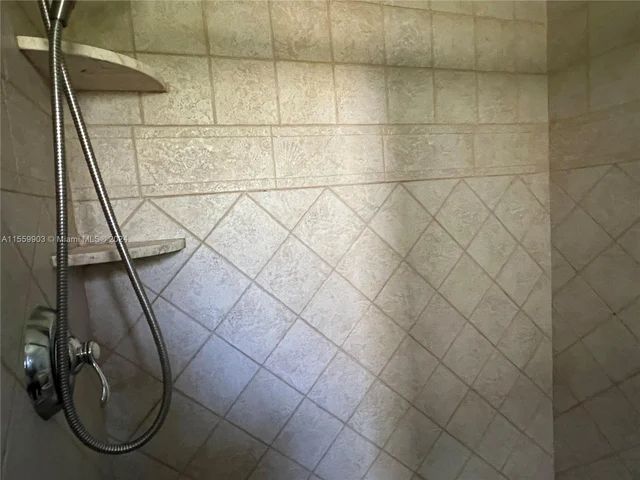 10905 NW 26th Pl, Sunrise FL 33322