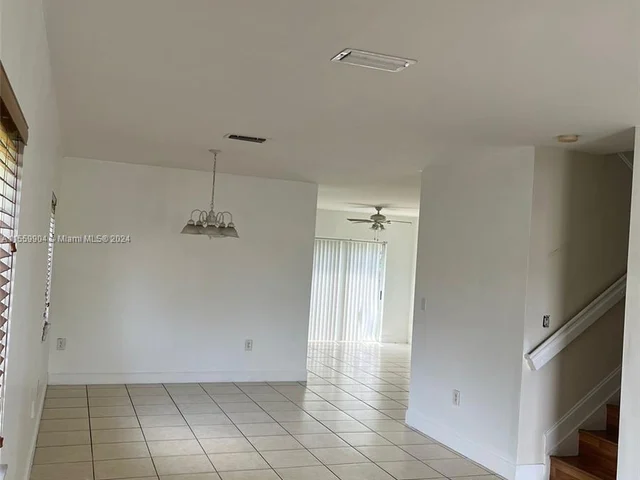 16250 SW 57th Ln # 16250, Miami FL 33193