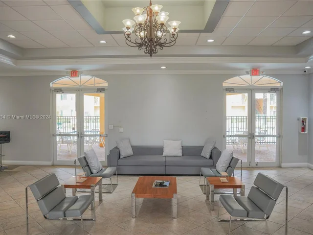 7200 NW 114 Ave # 305, Doral FL 33178