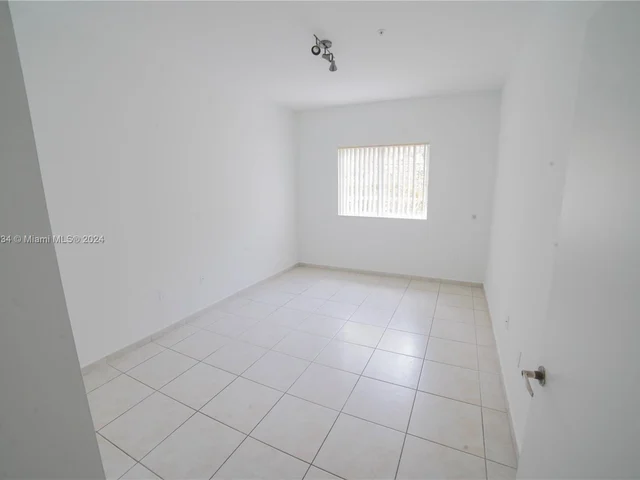 7200 NW 114 Ave # 305, Doral FL 33178