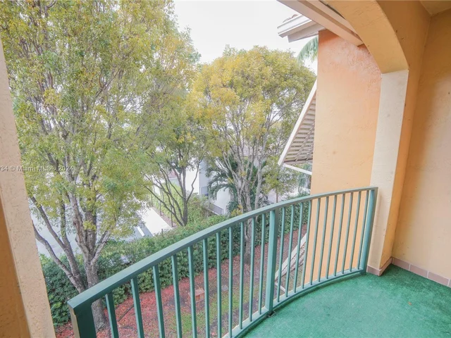 7200 NW 114 Ave # 305, Doral FL 33178