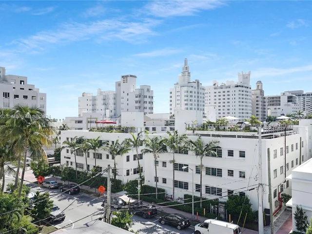 245 18th St # 605, Miami Beach FL 33139