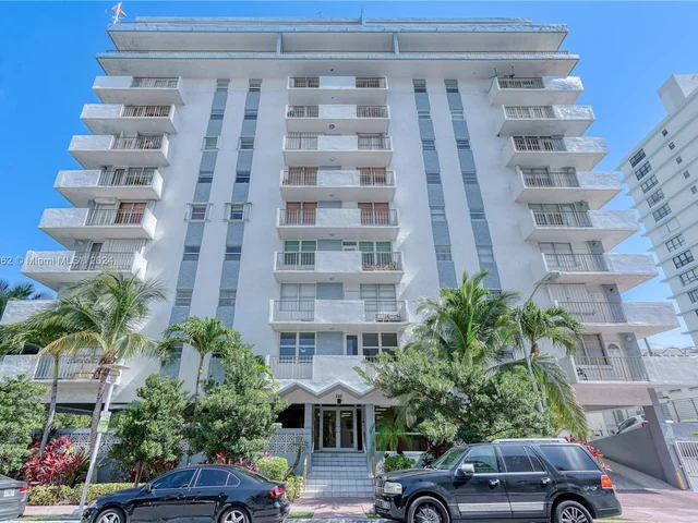 245 18th St # 605, Miami Beach FL 33139