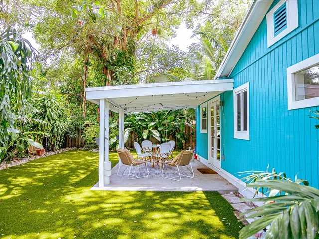 2918 Virginia St Rear, Miami FL 33133