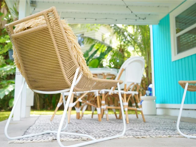 2918 Virginia St Rear, Miami FL 33133