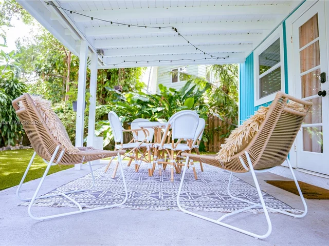 2918 Virginia St Rear, Miami FL 33133