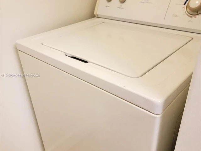 2015 SE 10th Ave # 102, Fort Lauderdale FL 33316