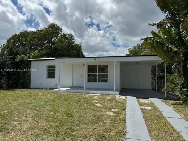 5241 NE 2nd Ter, Oakland Park FL 33334