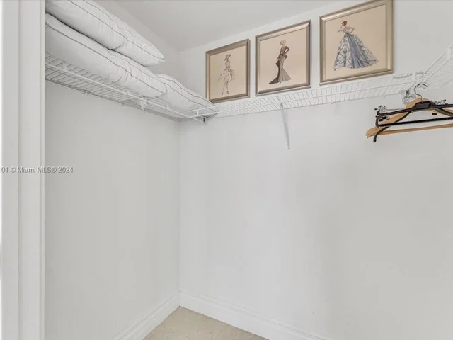 79 SW 12th St, Miami FL 33130