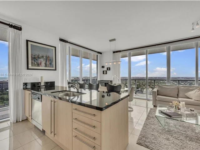 79 SW 12th St, Miami FL 33130