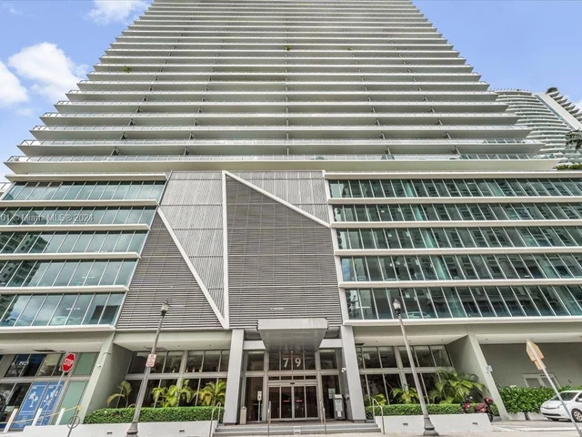 79 SW 12th St, Miami FL 33130