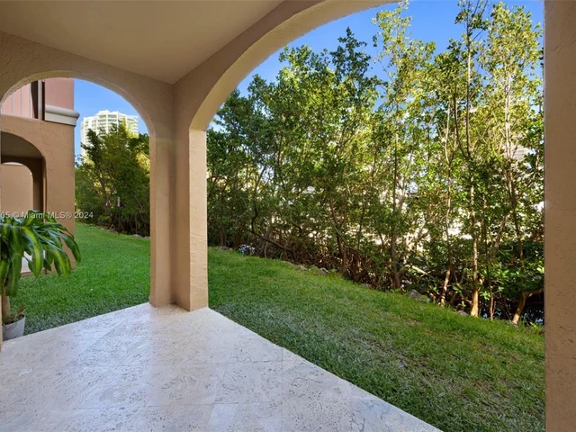 19901 E Country Club Dr # 2108, Aventura FL 33180