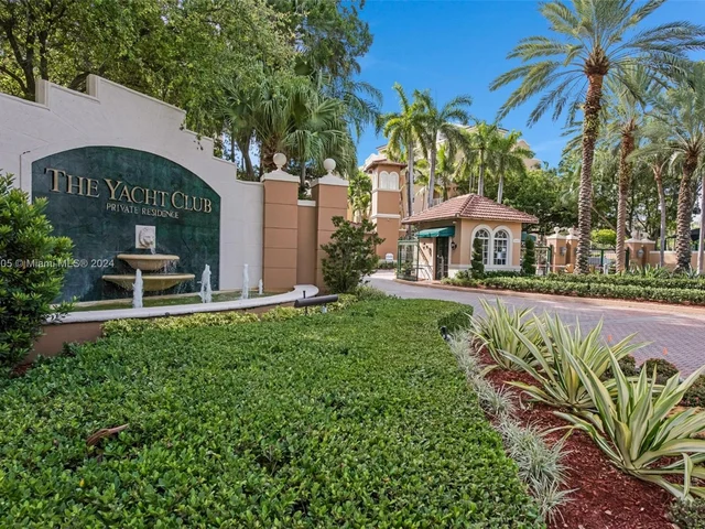 19901 E Country Club Dr # 2108, Aventura FL 33180