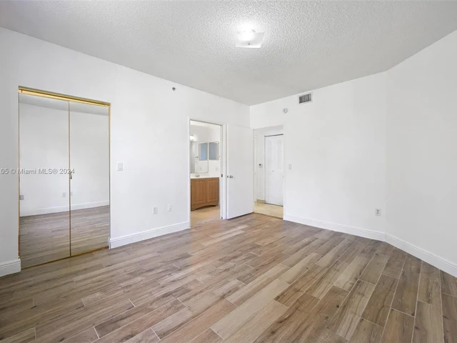 19901 E Country Club Dr # 2108, Aventura FL 33180