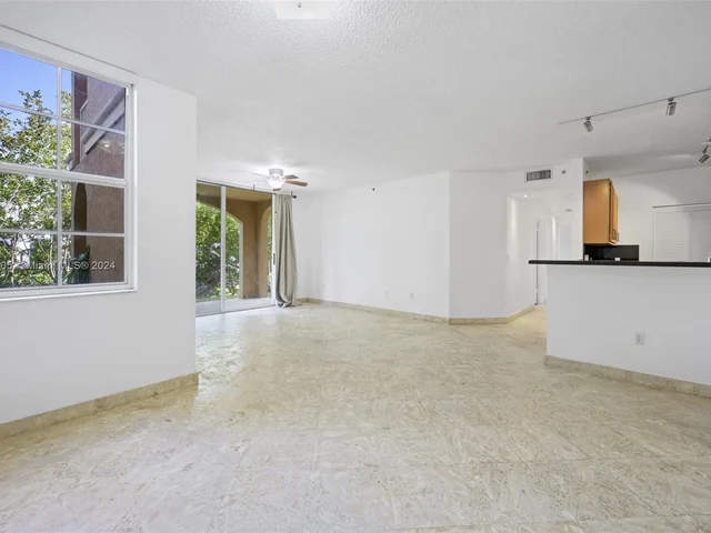 19901 E Country Club Dr # 2108, Aventura FL 33180