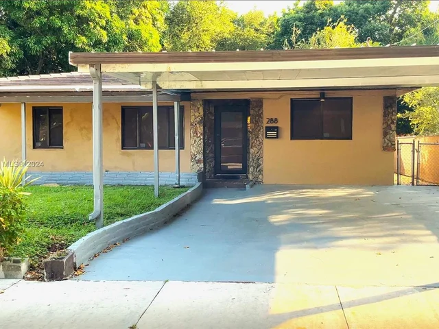 288 NW 47th St, Miami FL 33127