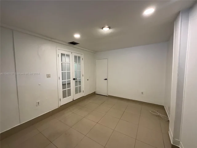 288 NW 47th St, Miami FL 33127