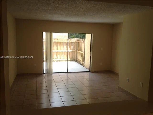 309 Palm Cir E # 309, Pembroke Pines FL 33025