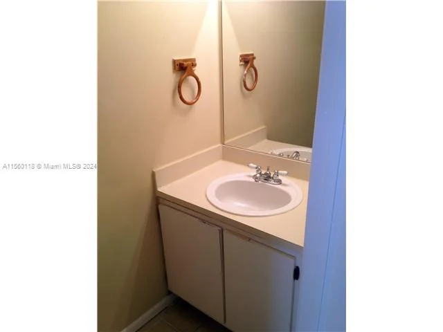 309 Palm Cir E # 309, Pembroke Pines FL 33025