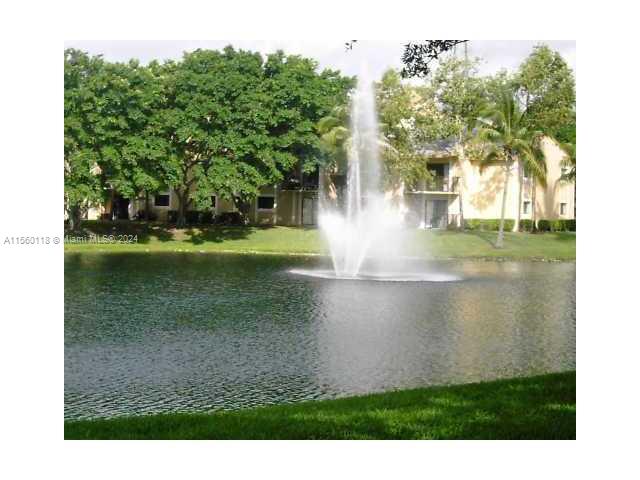309 Palm Cir E # 309, Pembroke Pines FL 33025