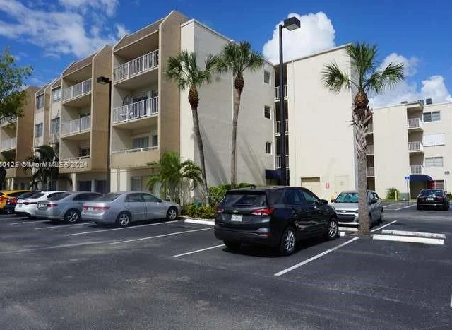 7765 SW 86th St, Miami FL 33143