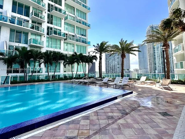 31 SE 5TH ST # 4017, Miami FL 33145