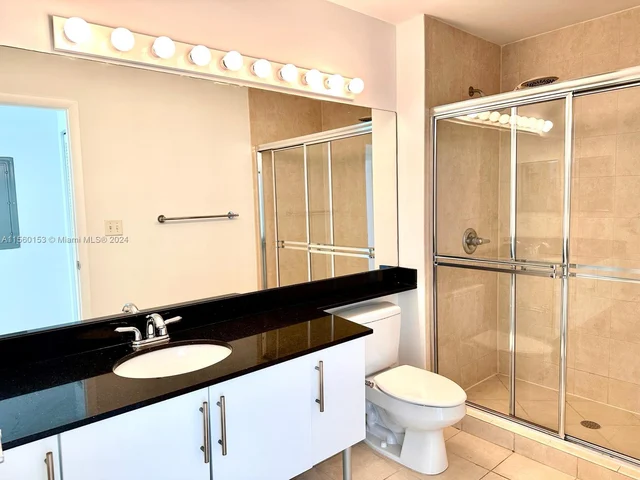 31 SE 5TH ST # 4017, Miami FL 33145