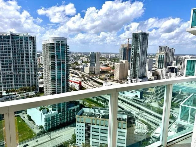 31 SE 5TH ST # 4017, Miami FL 33145