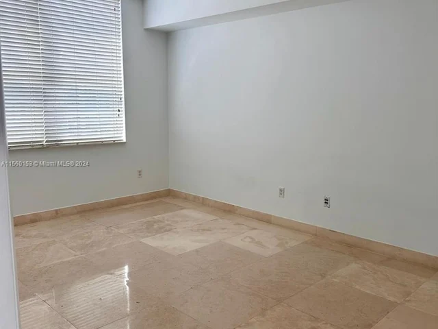 31 SE 5TH ST # 4017, Miami FL 33145