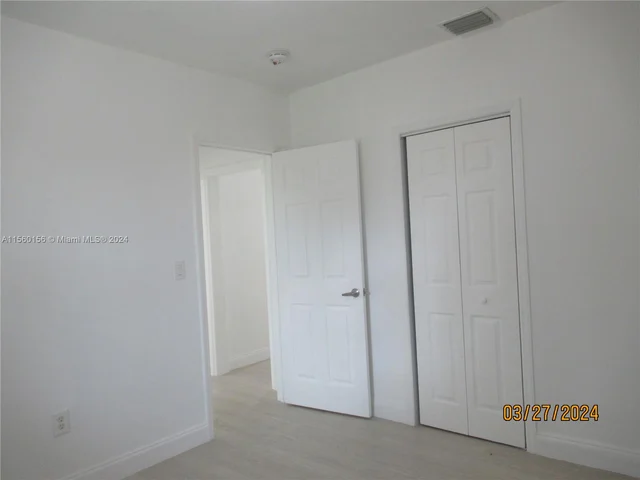 4245 SW 7th St, Miami FL 33134