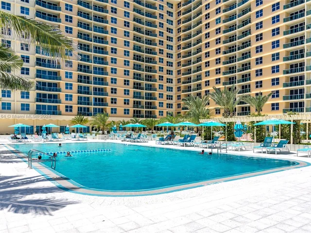 2501 S Ocean Dr, Hollywood FL 33019