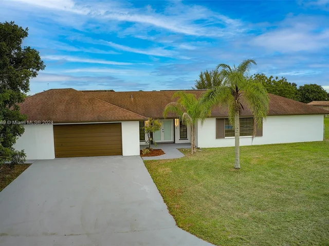 17020 SW 274th St, Homestead FL 33031