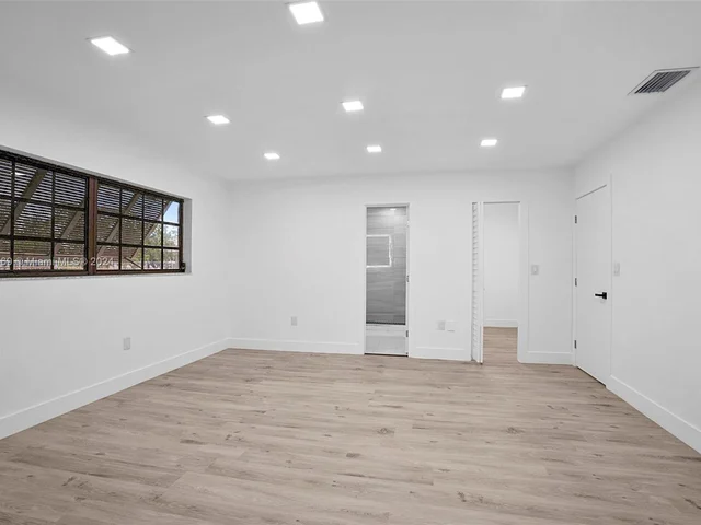 17020 SW 274th St, Homestead FL 33031