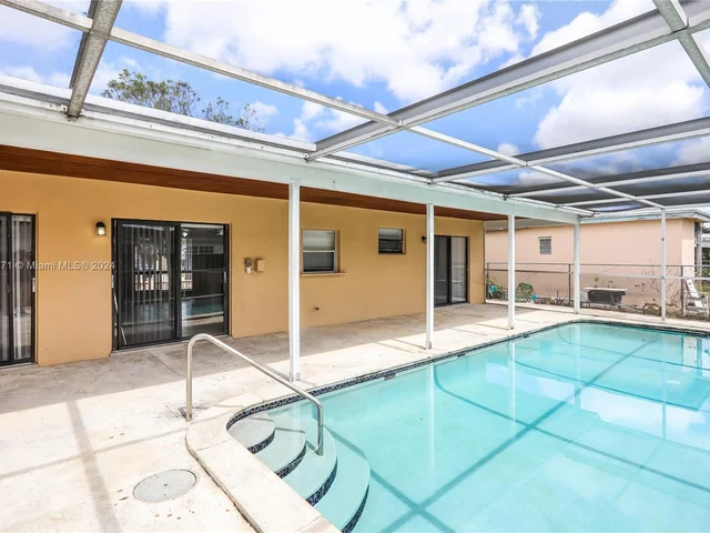 7816 Juniper St, Miramar FL 33023