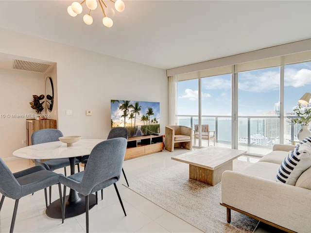 495 Brickell Ave # 3611, Miami FL 33131