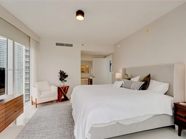 495 Brickell Ave # 3611, Miami FL 33131