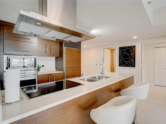 495 Brickell Ave # 3611, Miami FL 33131