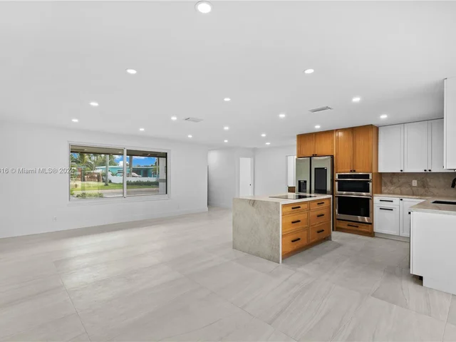 4481 SW 34th Ter, Dania Beach FL 33004