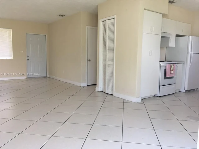 4005 NW 195th St # 0, Miami Gardens FL 33055