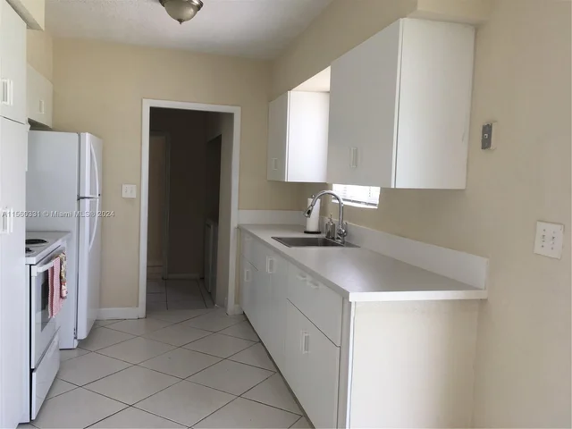 4005 NW 195th St # 0, Miami Gardens FL 33055