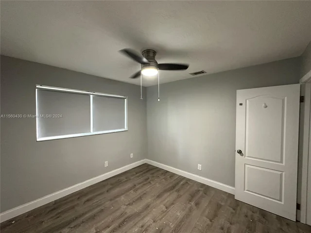 5711 SW 118th Ave, Cooper City FL 33330