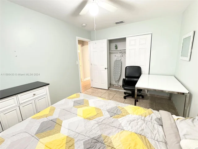 236 SE 9th Ave # 3, Pompano Beach FL 33060