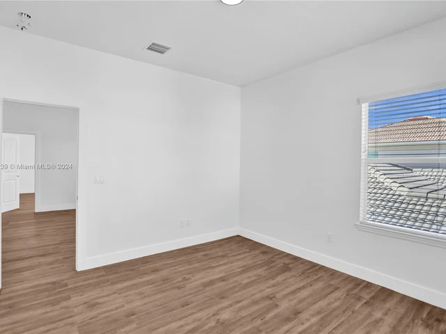 4334 Large Leaf Ln, Hollywood FL 33021