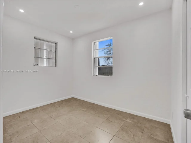 2319 NW 12th Ct, Fort Lauderdale FL 33311