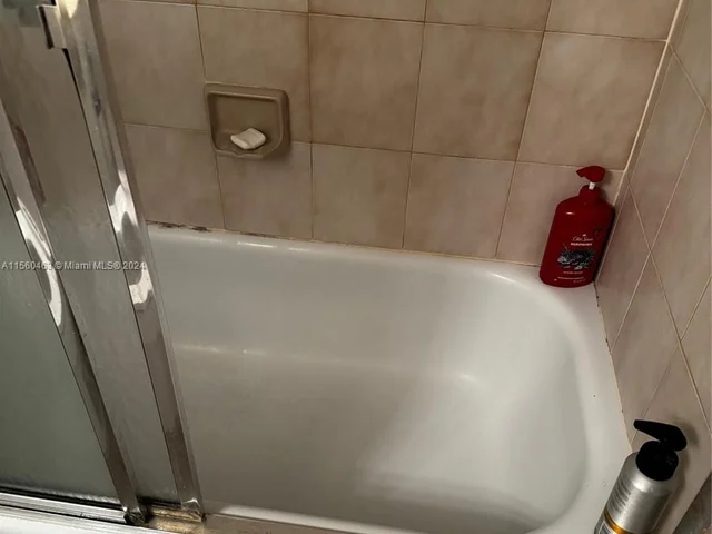 701 Three Islands Blvd # 501, Hallandale Beach FL 33009