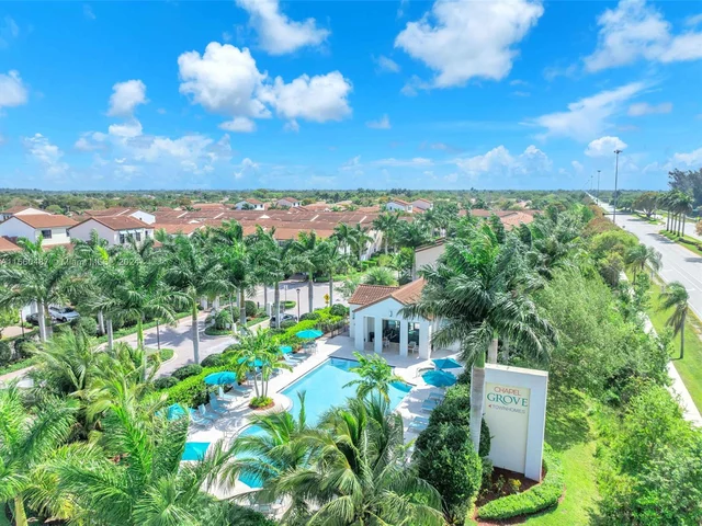 137 NW 209th LN, Pembroke Pines FL 33029