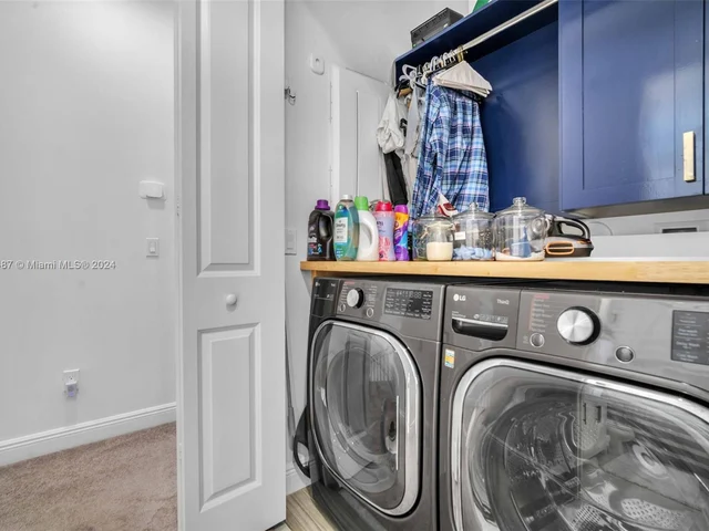 137 NW 209th LN, Pembroke Pines FL 33029