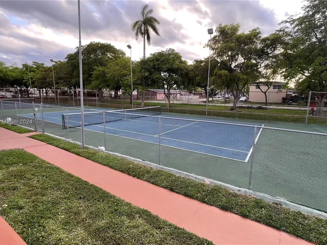 11925 NE 2nd Ave # B205, North Miami FL 33161