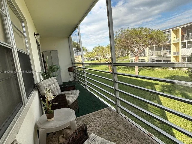 70 Dorset B # 70, Boca Raton FL 33434